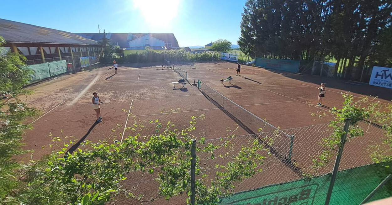 Willkommen in der Sommersaison 2026 in Breitfeld!